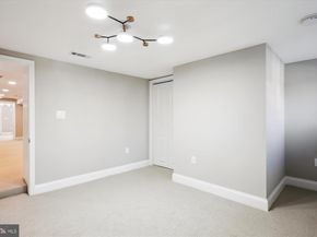 329 15TH Street NE, Washington DC 20002