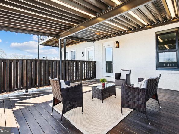 329 15TH Street NE, Washington DC 20002