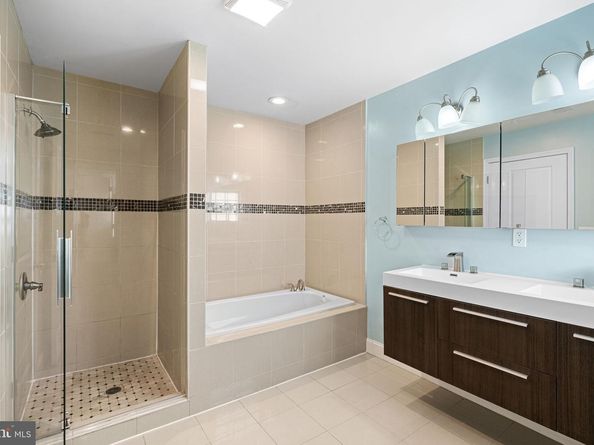 1344 E Passyunk Avenue, Philadelphia PA 19147