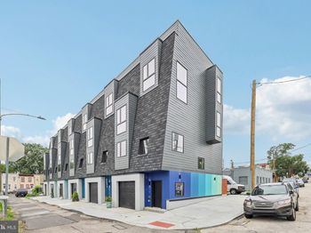 3407 W Lippincott Street