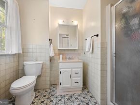 188 Arden Road, Gulph Mills PA 19428