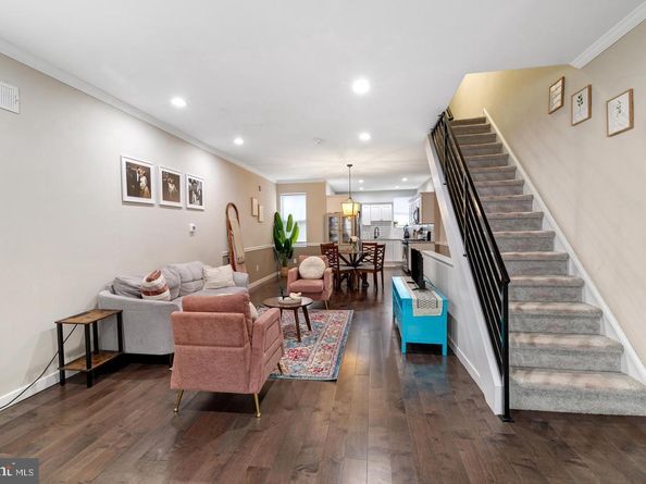 1741 Georges Lane, Philadelphia PA 19131