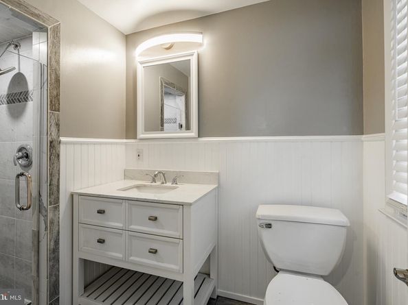 657 Walker Road, Wayne PA 19087