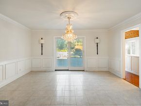 657 Walker Road, Wayne PA 19087