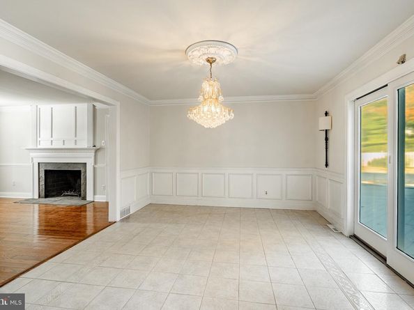 657 Walker Road, Wayne PA 19087