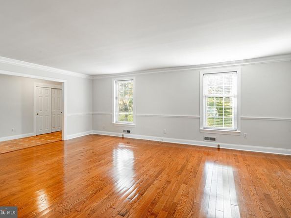 657 Walker Road, Wayne PA 19087