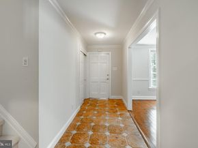 657 Walker Road, Wayne PA 19087