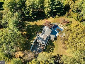 657 Walker Road, Wayne PA 19087