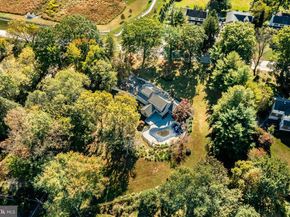 657 Walker Road, Wayne PA 19087