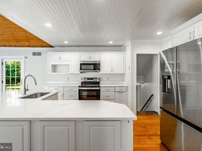 657 Walker Road, Wayne PA 19087