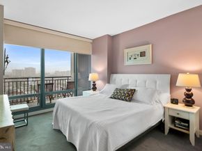 2101 Market Street 1408, Philadelphia PA 19103