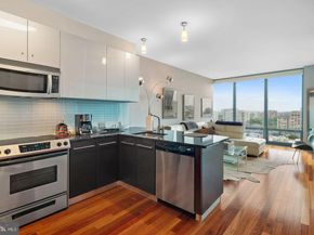 2101 Market Street 1408, Philadelphia PA 19103