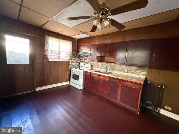 639 Durfor Street, Philadelphia PA 19148