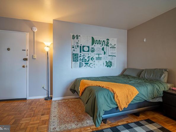 940 25TH Street NW 612S, Washington DC 20037