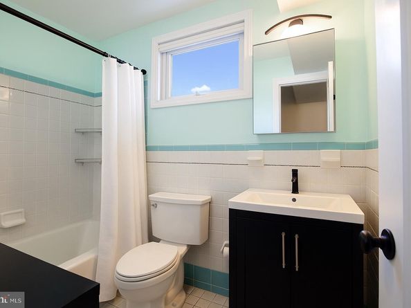 205 Vassar Place, Alexandria VA 22314