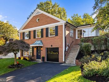 205 Vassar Place