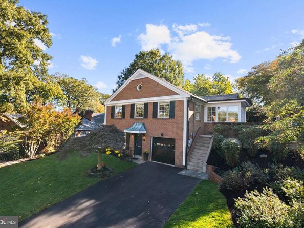 205 Vassar Place, Alexandria VA 22314