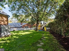 205 Vassar Place, Alexandria VA 22314
