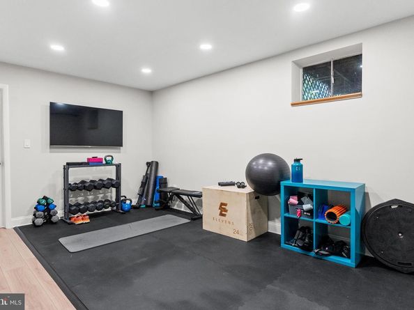 205 Vassar Place, Alexandria VA 22314