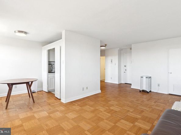2601 Pennsylvania Avenue 848, Philadelphia PA 19130