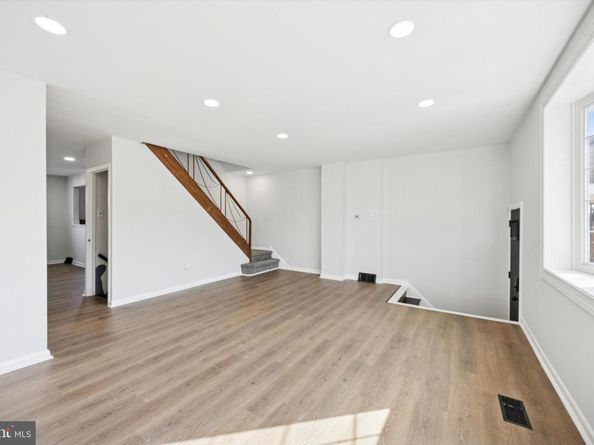 11830 Basile Road, Philadelphia PA 19154