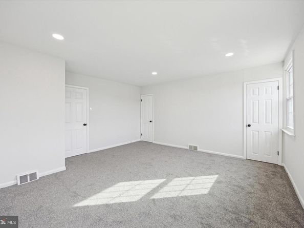 11830 Basile Road, Philadelphia PA 19154