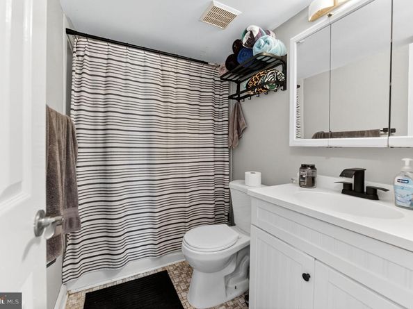 22 Meadow Lane, New Hope PA 18938