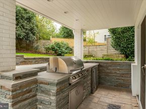 5018 V Street NW, Washington DC 20007