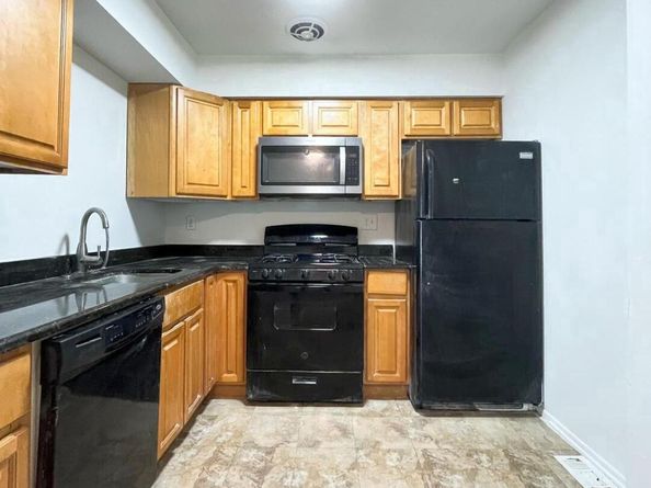 8820 Cottage Street, Philadelphia PA 19136