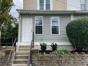 6003 N 10TH Street, Philadelphia PA 19141