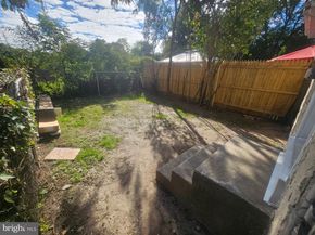 6003 N 10TH Street, Philadelphia PA 19141