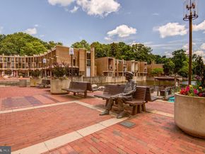 1642 Chimney House Road, Reston VA 20190