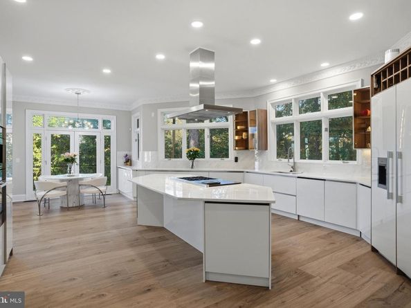 703 Potomac Knolls, Mclean VA 22102