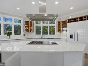 703 Potomac Knolls, Mclean VA 22102
