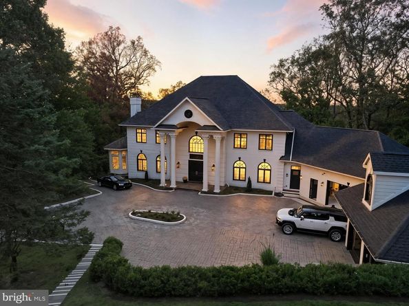 703 Potomac Knolls, Mclean VA 22102