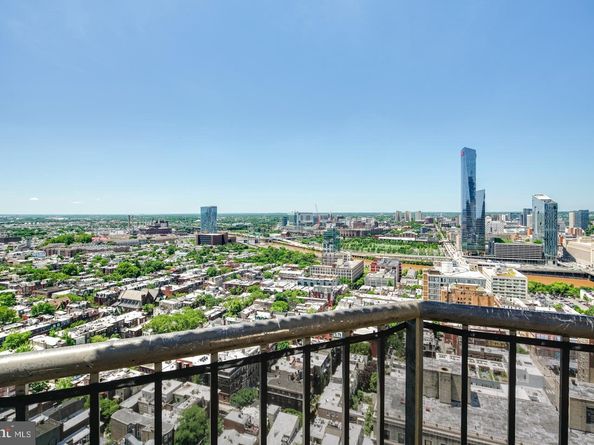 2018 Walnut Street 29K, Philadelphia PA 19103