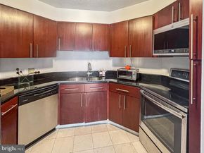 2018 Walnut Street 29K, Philadelphia PA 19103