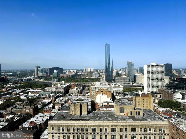 2018 Walnut Street 29K, Philadelphia PA 19103