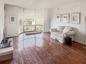 2018 Walnut Street 29K, Philadelphia PA 19103