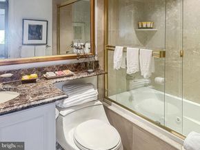 2018 Walnut Street 29K, Philadelphia PA 19103