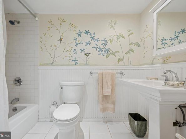 20 Conshohocken State Road 512, Bala Cynwyd PA 19004