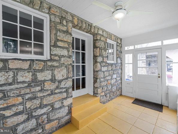222 Burmont Road, Drexel Hill PA 19026