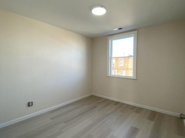 1427 Robbins Avenue, Philadelphia PA 19149