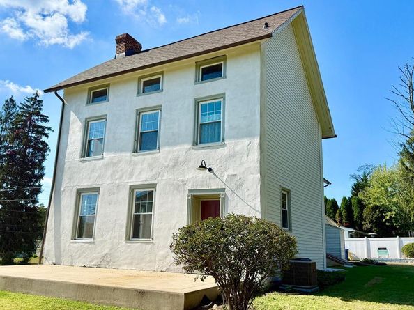 2437 Patane Avenue, Abington PA 19001