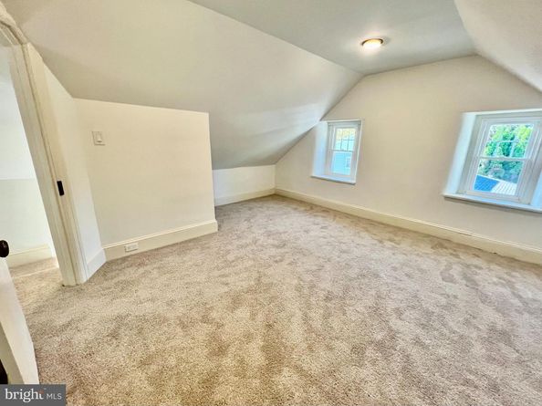 2437 Patane Avenue, Abington PA 19001