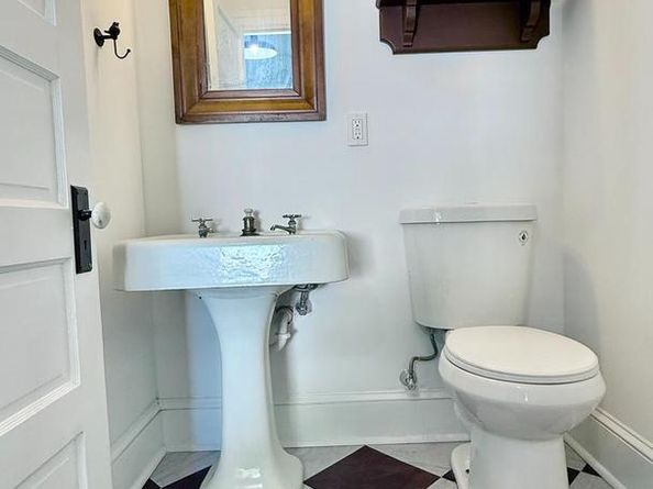 2437 Patane Avenue, Abington PA 19001