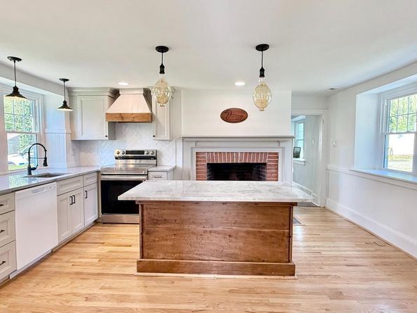 2437 Patane Avenue, Abington PA 19001
