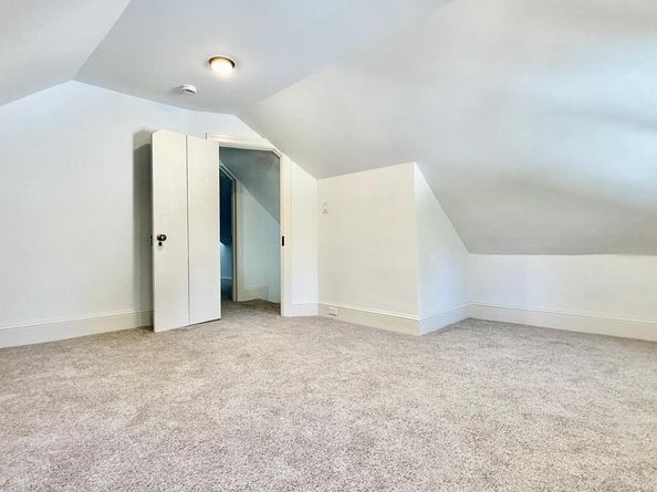 2437 Patane Avenue, Abington PA 19001