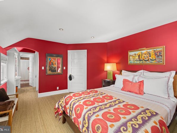 4438 Lowell Street NW, Washington DC 20016