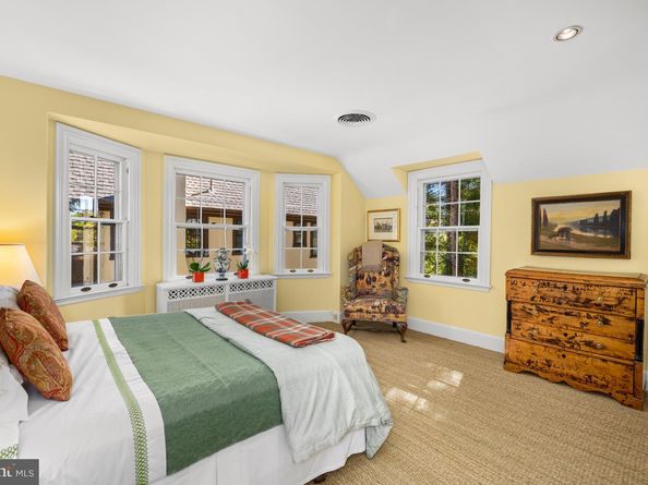 4438 Lowell Street NW, Washington DC 20016